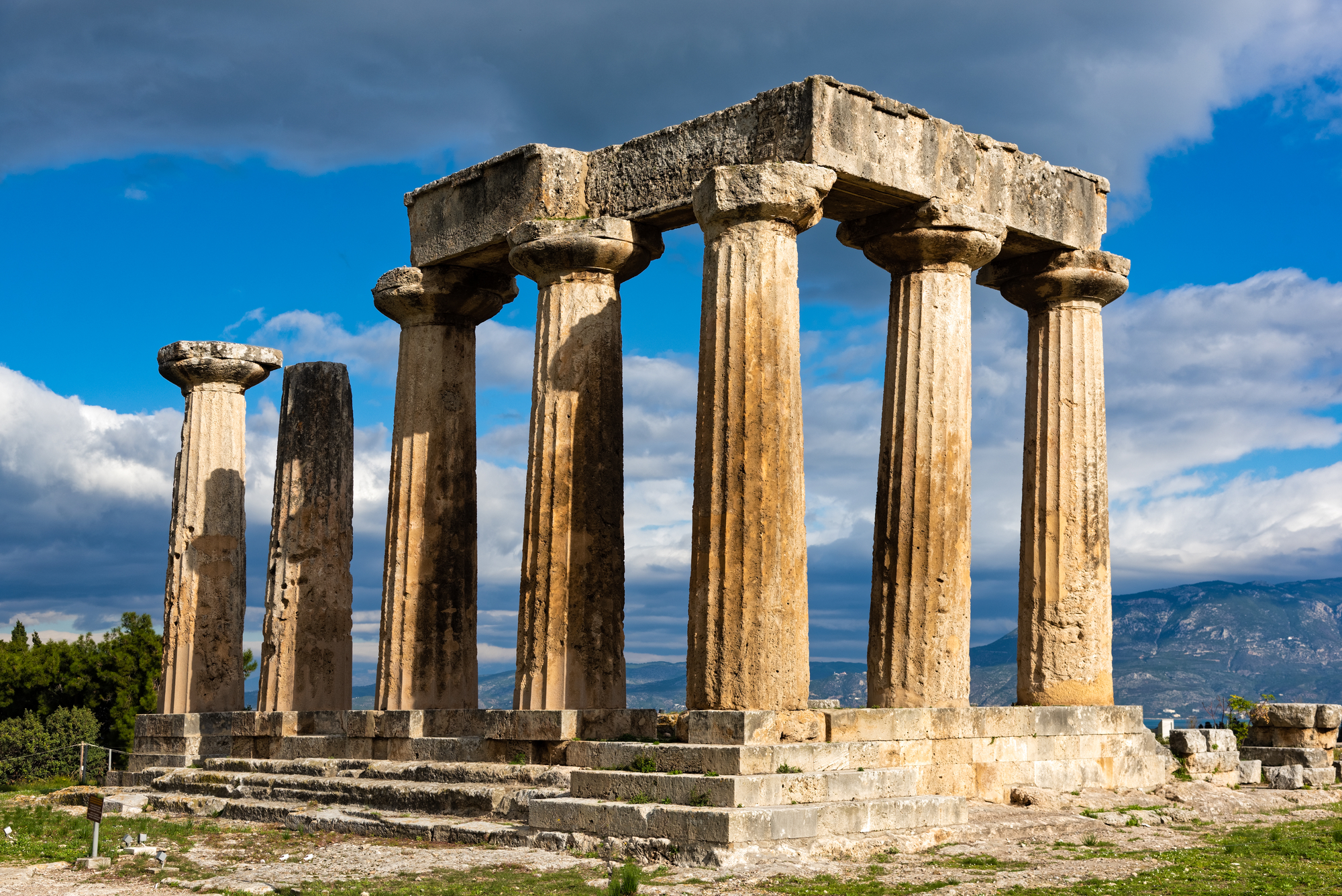 4 Temple of Apollo Corinth
