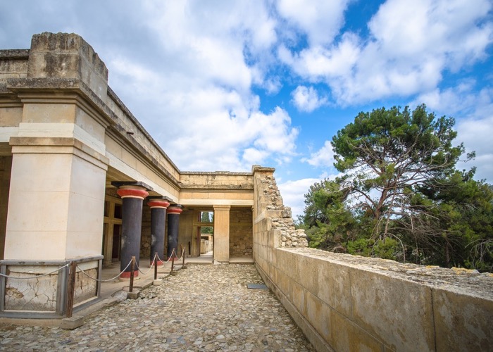 knossos Georgios Tsichlis shutterstock